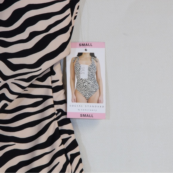 Social Standard by Sanctuary Zebra Print Tie Knot Strap One Piece Swimsuit NWT - Picture 4 of 5